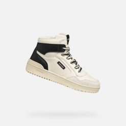 Buty GEOX J56LQA 05422 Biały. Białe buty trekkingowe męskie Geox, z syntetyku, bez zapięcia, trekkingowe. Za 237.99 zł.