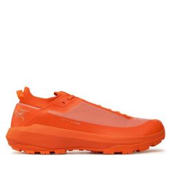 Buty do biegania Arc'teryx. Brązowe obuwie do biegania damskie Arc'teryx. Za 889.99 zł.