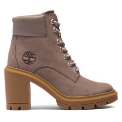 Trzewiki Timberland. Brązowe botki damskie Timberland, bez obcasa, na słupku, bez zapięcia. Za 619.99 zł.