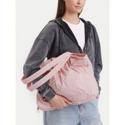 Torebka Roxy. Czerwone torebki klasyczne damskie Roxy, bez wzorów, bez dodatków. Za 69.99 zł.