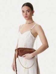 Coccinelle Torebka U4Q Coccinelle Roll Plisse E1 U4Q 15 02 01 Brązowy. Brązowe torebki klasyczne damskie Coccinelle, bez wzorów, ze skóry, bez dodatków. Za 1,209.00 zł.