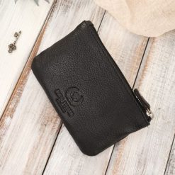 Portfel damski skórzany z kwiatowym wzorem T-45-BL etui na klucze T-51-NBL zestaw prezentowy Paolo Peruzzi ZUP-119-BL. Portfele damskie bez wzorów, ze skóry ekologicznej. Za 109.99 zł.