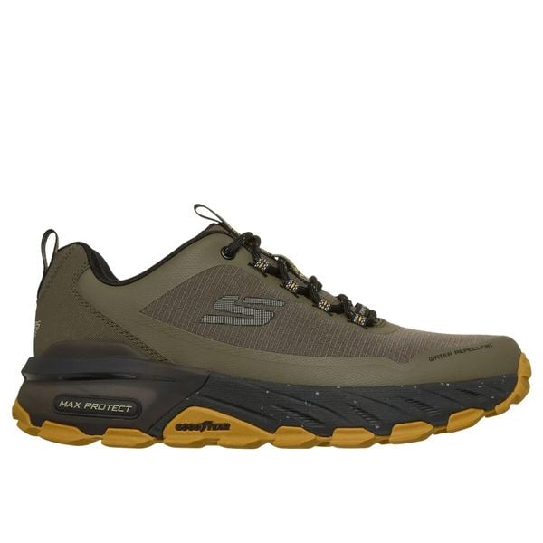 Buty trekkingowe Skechers Max Protect Promote Track. Zielone buty trekkingowe męskie Skechers, z syntetyku, bez zapięcia, trekkingowe. Za 411.00 zł.