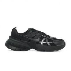 Buty do chodzenia damskie Nike W V2k Run. Czarne obuwie do biegania damskie Nike. Za 499.99 zł.