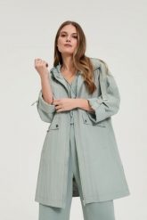 Kurtka parka oliwkowa. Zielone parki damskie MOODO, bez wzorów, z poliamidu. Za 229.99 zł.