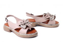 BOCCATO 0158-202.T25 powder, sandały damskie. Brązowe sandały damskie Boccato, bez wzorów, ze skóry, bez obcasa, na obcasie. Za 259.90 zł.