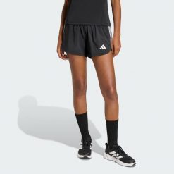 Szorty Pacer Workout Woven 2in1. Białe spodenki sportowe damskie Adidas, bez wzorów, sportowe. Za 179.00 zł.