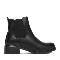 Botki DeeZee. Czarne botki damskie DeeZee, bez obcasa, na płaskiej podeszwie, bez zapięcia. Za 179.99 zł.