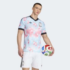 Koszulka wyjazdowa Belgia 26 Authentic. Czarne t-shirty sportowe męskie Adidas, bez ramiączek, do piłki nożnej, climacool (adidas). Za 649.00 zł.