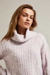 Sweter z grubym goltem różowy. Czerwone swetry klasyczne damskie MOODO, l, z elastanu, bez kołnierzyka. W wyprzedaży za 59.98 zł.