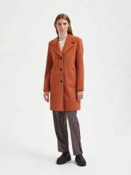 SELECTED FEMME Płaszcz przejściowy "Sasja" w kolorze pomarańczowym rozmiar: 40. Pomarańczowe płaszcze damskie Selected Femme, bez wzorów, z wełny. Za 202.98 zł.
