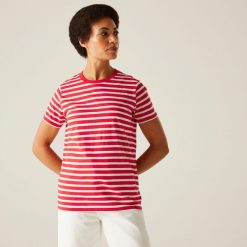 Koszulka turystyczna damska Bayletta. Czerwone bluzki damskie Regatta, bez wzorów, z jersey, sportowe, bez kołnierzyka, bez ramiączek. Za 138.00 zł.