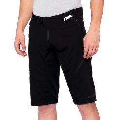 Krótki 100% airmatic. Czarne szorty męskie 100%, bez wzorów, z elastanu. Za 390.65 zł.