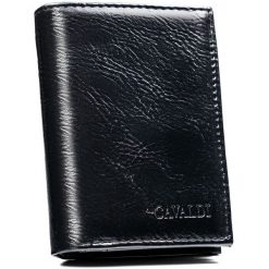 Duży, czarny portfel męski ze skóry ekologicznej - 4U Cavaldi. Czarne portfele męskie 4U Cavaldi, bez wzorów, ze skóry ekologicznej. Za 24.99 zł.