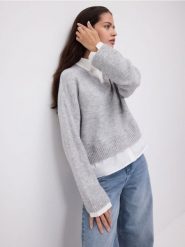 Sweter z koszulową wstawką - jasnoszary. Szare swetry klasyczne damskie Reserved, l, z dzianiny, bez kołnierzyka. Za 139.99 zł.