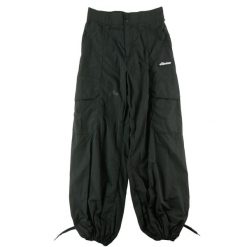 Second life - Ellesse spodnie dresowe damskie do tańca - Stan dobry. Czarne spodnie sportowe damskie Ellesse, l, z dresówki, do biegania. Za 85.16 zł.