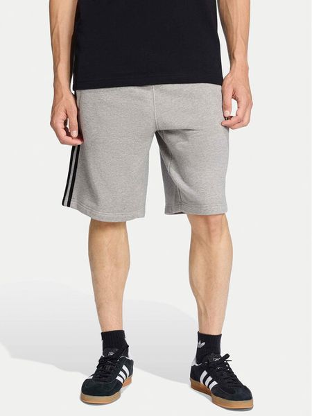 Adidas Szorty sportowe 3-Stripes KE2433 Szary Regular Fit. Szare szorty męskie Adidas, bez wzorów, z bawełny, sportowe. Za 135.99 zł.