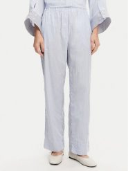 Munthe Spodnie materiałowe Fidda 251142725126 Błękitny Loose Fit. Niebieskie spodnie materiałowe damskie Munthe, bez wzorów, z bawełny. Za 459.99 zł.