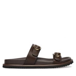 Klapki Blauer. Brązowe klapki damskie Blauer, bez wzorów, bez obcasa. Za 559.99 zł.