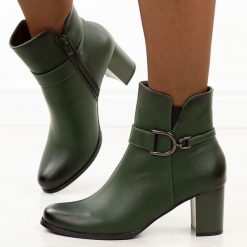 Zielone botki damskie na słupku M.Daszyński Sa125-32. Zielone botki damskie M.Daszyński, na jesień, z materiału, eleganckie, bez obcasa, na słupku, bez zapięcia. Za 209.00 zł.