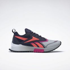 Buty trailowe dla kobiet Reebok Lavante 2. Niebieskie obuwie do biegania damskie Reebok. Za 307.00 zł.