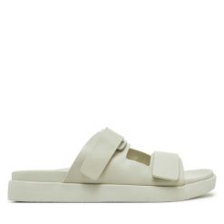 Sandały Calvin Klein. Brązowe sandały damskie CALVIN KLEIN, bez wzorów, bez obcasa, na płaskiej podeszwie. Za 279.99 zł.