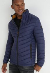 Granatowa Kurtka Pikowana z Kołnierzem Kogda. Niebieskie kurtki męskie Born2be, l, bez wzorów, z tkaniny, eleganckie, bez kaptura. Za 389.99 zł.