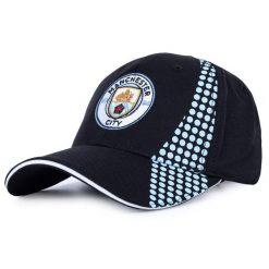 Czapka Manchester City - licencjonowana Champions League. Niebieskie czapki męskie MANCHESTER CITY, bez wzorów. Za 139.00 zł.