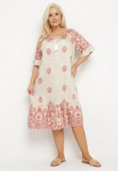 Różowa Wiskozowa Sukienka w Stylu Boho z Frędzlami i Falbankami Korilia. Czerwone sukienki damskie Born2be, na spotkanie biznesowe, na lato, plus size, bez wzorów, z wiskozy, boho, bez kołnierzyka, plus size, bez ramiączek, midi, rozkloszowane. Za 89.99 zł.