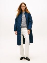 Tommy Hilfiger Pikowany płaszcz Kobiety Sztuczne włókno niebieski, S. Niebieskie płaszcze damskie Tommy Hilfiger, s, bez wzorów, ze sztruksu. Za 649.95 zł.