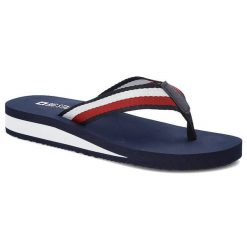Granatowe Japonki Big Star Wygodne Buty Damskie. Niebieskie klapki damskie Big Star, z aplikacjami, z materiału, bez obcasa. Za 79.99 zł.