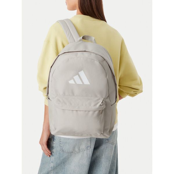 Plecak adidas. Brązowe plecaki damskie Adidas, bez wzorów, sportowe. Za 99.99 zł.