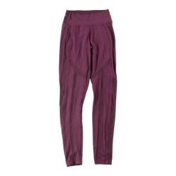 Second life - Legginsy damskie Gymshark do biegania - Stan bardzo dobry. Czerwone legginsy damskie Gymshark, l, bez wzorów, z materiału. Za 85.16 zł.
