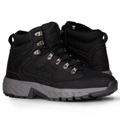 Buty męskie trapery zimowe LOTTO WOODLARK MID. Czarne buty zimowe męskie Lotto, na zimę, bez zapięcia. W wyprzedaży za 135.00 zł.