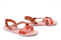 IPANEMA 82429 Vibe Sandal Fem AS179 pink/rose, sandały damskie. Czerwone sandały damskie Ipanema, bez wzorów, bez obcasa. Za 97.93 zł.