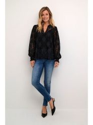CULTURE Bluzka w kolorze czarnym rozmiar: XXL. Czarne bluzki damskie Culture, xxl, bez wzorów, z koronki, bez kołnierzyka, bez ramiączek. Za 122.09 zł.
