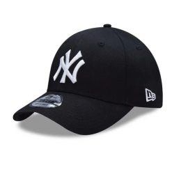 Czapka baseballowa New York Yankees. Czerwone czapki męskie New Era, bez wzorów, z materiału, klasyczne. Za 223.00 zł.