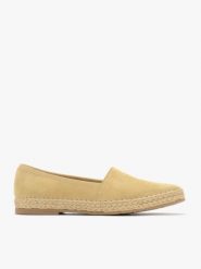 Damskie espadryle w kolorze piaskowym. Brązowe espadryle damskie Ryłko, bez wzorów, ze skóry, bez obcasa, na płaskiej podeszwie. W wyprzedaży za 179.99 zł.