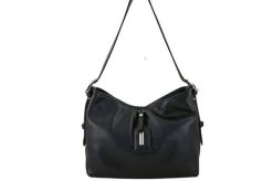 Codzienna torebka damska na ramię - Czarna. Czarne torebki klasyczne damskie Barberinis, bez wzorów, ze skóry, małe, bez dodatków. Za 222.99 zł.