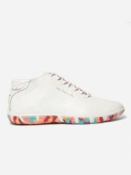 Buty sportowe damskie TBS Mid-cut. Białe buty sportowe na co dzień damskie Tbs, bez wzorów, z materiału, trekkingowe. Za 478.50 zł.