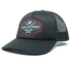 Czapka Trucker pikowana / Uniwersalny rozmiar (Czarny/Czarny). Czarne czapki męskie SURF MONKEY, z aplikacjami, z poliesteru. Za 159.95 zł.