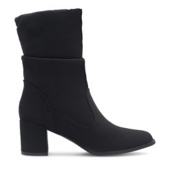 Botki Clara Barson. Czarne botki damskie Clara Barson, bez obcasa, na słupku, bez zapięcia. Za 149.99 zł.