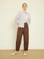 BGN Koszula w kolorze biało-jasnobrązowym rozmiar: 38. Białe koszule damskie BGN, bez wzorów, bez kołnierzyka, bez ramiączek. Za 108.99 zł.