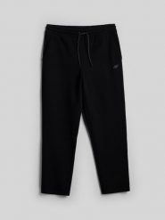 4F Spodnie dresowe męskie - czarne S. Czarne spodnie dresowe męskie 4f, bez wzorów, z dresówki. Za 149.99 zł.