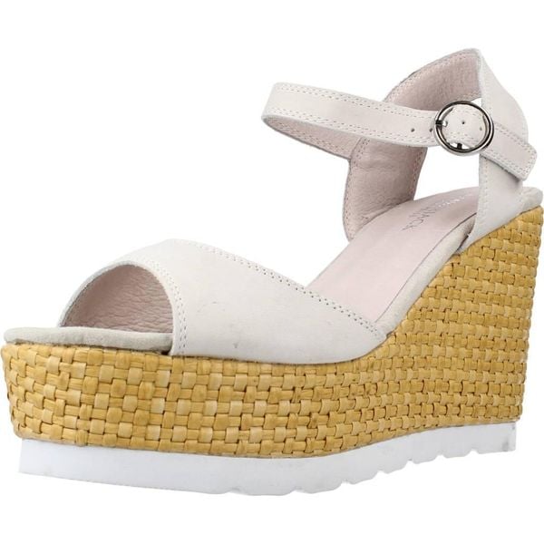 Sandały LUMBERJACK SW57906 003 Biały. Białe sandały damskie Lumberjack, bez wzorów, ze skóry, bez obcasa. Za 162.99 zł.