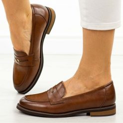 Brązowe skórzane mokasyny damskie Cambell 19301. Brązowe mokasyny damskie Cambell, z jeansu. Za 229.00 zł.