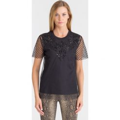 CZARNA BLUZKA TWINSET. Czarne bluzki damskie Twinset, bez wzorów, bez kołnierzyka, bez ramiączek. Za 399.50 zł.