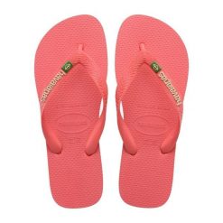 Klapki Havaianas Model 4110850 Kolor Rose. Czerwone klapki damskie Havaianas, bez wzorów, z gumy, bez obcasa. Za 94.99 zł.