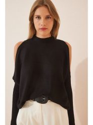 Cool and sexy Sweter w kolorze czarnym rozmiar: onesize. Czarne golfy damskie Cool and sexy, bez wzorów, ze splotem, bez ramiączek. Za 61.46 zł.