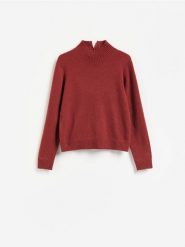 Wełniany sweter z dodatkiem kaszmiru - brudny róż. Czerwone swetry klasyczne damskie Reserved, l, z kaszmiru, bez kołnierzyka. Za 399.99 zł.